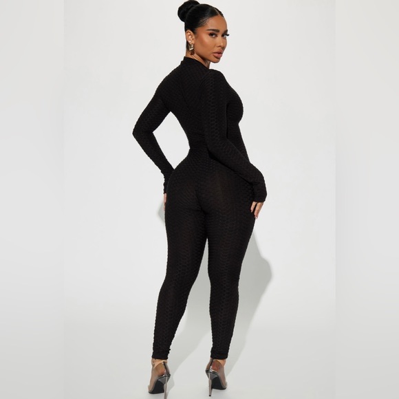 New Fashion Nova black jump suit - Picture 3 of 3
